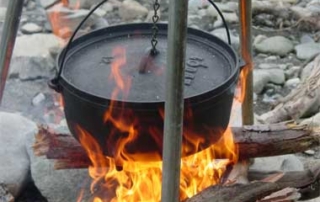 dutch oven campfire